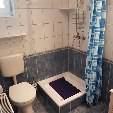 Erzsebet
